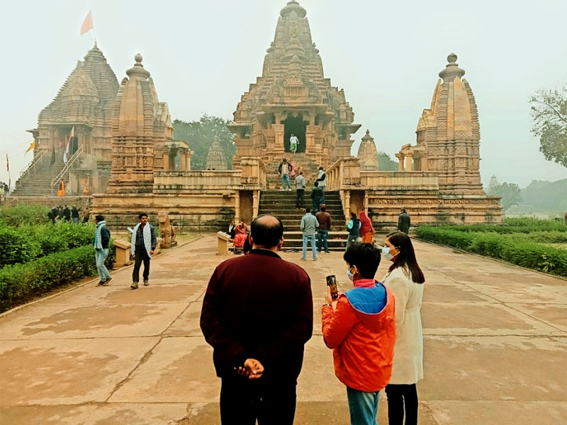 7 Days Golden Triangle Tour with Orcha & Khajuraho