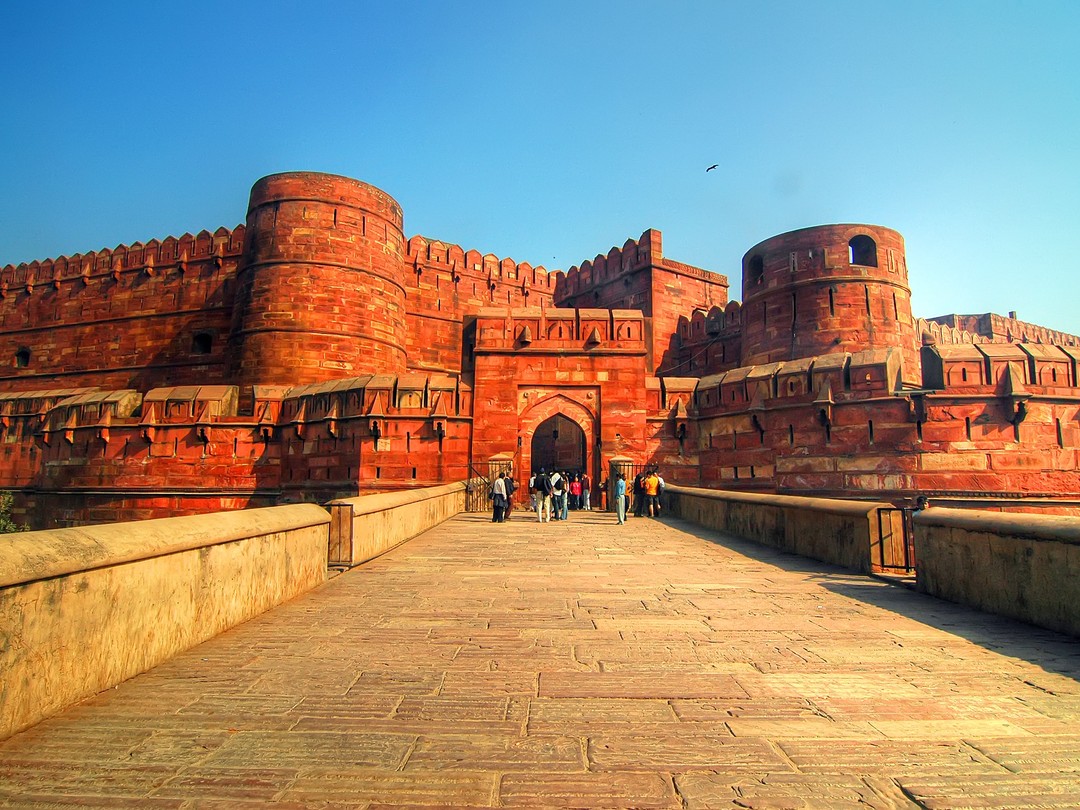 5 days India tour featuring iconic landmarks, cultural heritage, private transportation, and unforgettable sightseeing experiences across destinations.