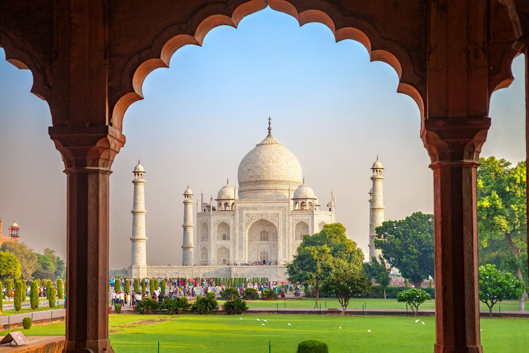 Private Taj Mahal tour from Chennai featuring same-day flights, Agra Fort, and unforgettable Mughal heritage sightseeing experiences together.
