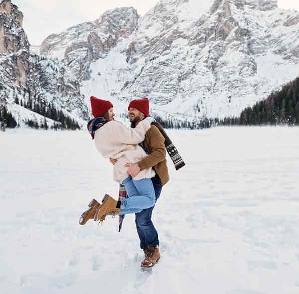 Kashmir honeymoon tour featuring romantic houseboats, snow-capped mountains, scenic valleys, and unforgettable couple experiences together.